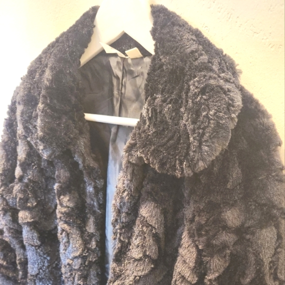 Tacera | Faux Fur Teddy Jacket - Picture 3 of 7